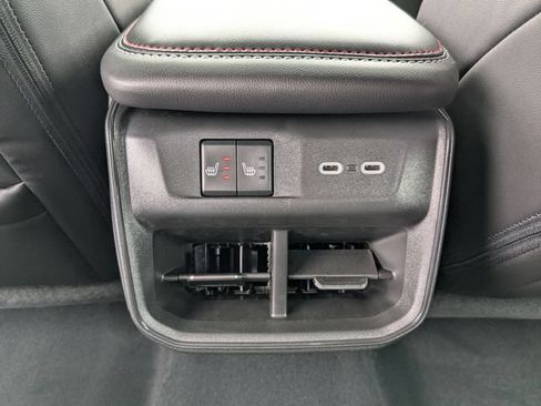 New 2026 Dodge Charger R/T AWD/4WD image 17