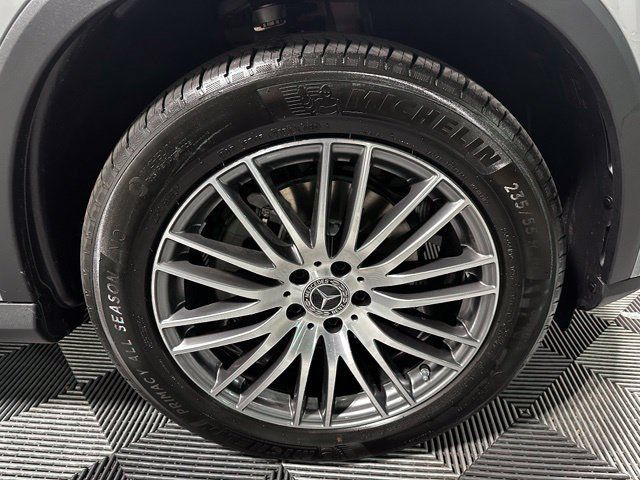 Used 2026 Mercedes-Benz GLC 300 4MATIC image 42