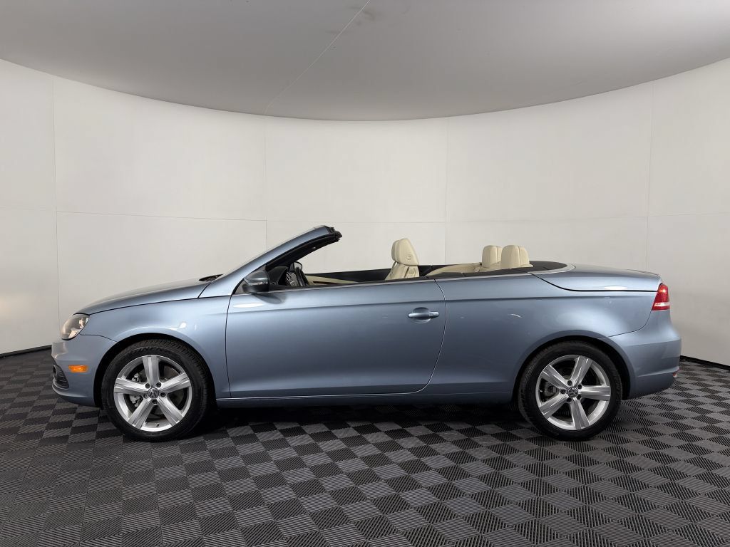 Used 2012 Volkswagen Eos Lux FWD image 8