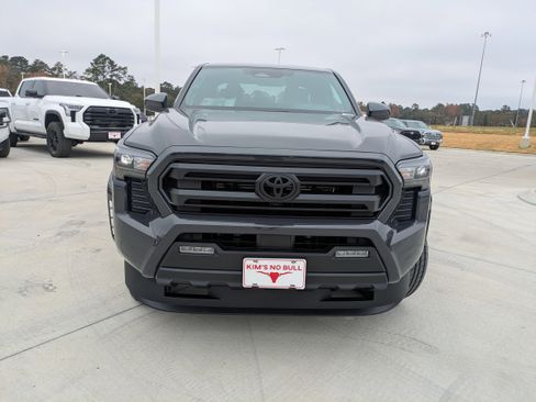 New 2025 Toyota Tacoma SR5 image 2