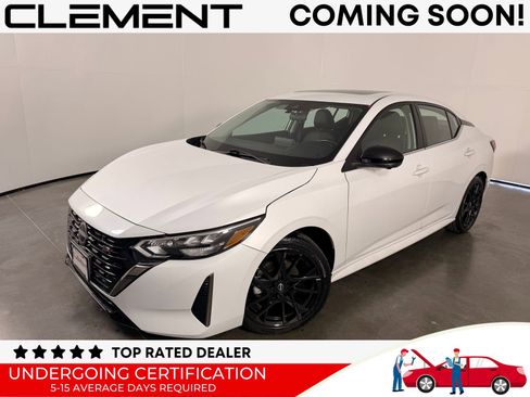 Used 2025 Nissan Sentra SR w/ SR Premium Package FWD image 1
