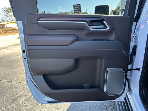 New 2026 GMC Sierra 3500 Denali w/ Denali Reserve Package image 22