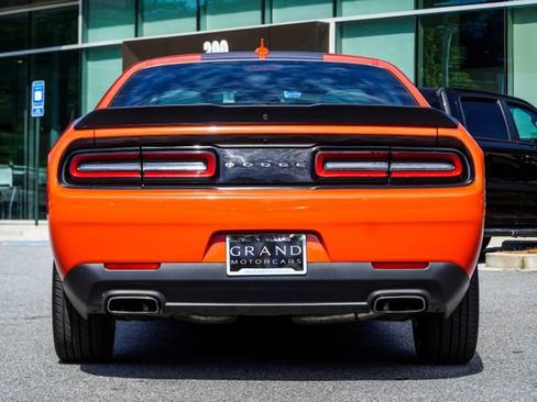 Used 2018 Dodge Challenger SXT w/ Blacktop Package RWD image 12