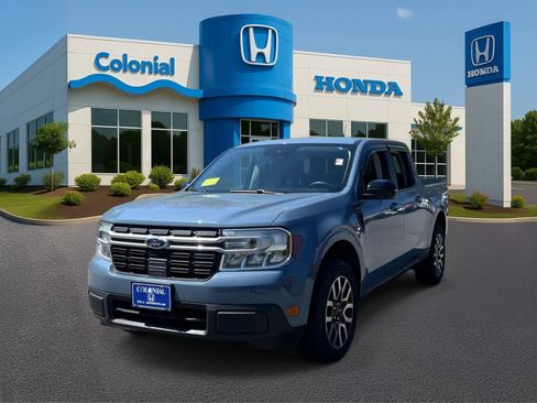 Used 2024 Ford Maverick Lariat FWD image 1