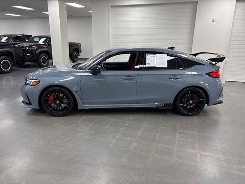 Used 2024 Honda Civic Type R image 4