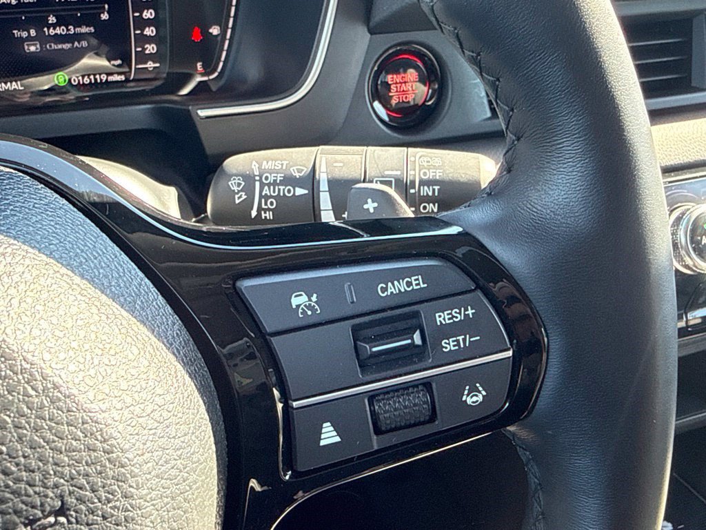 Used 2025 Honda Pilot Elite image 27