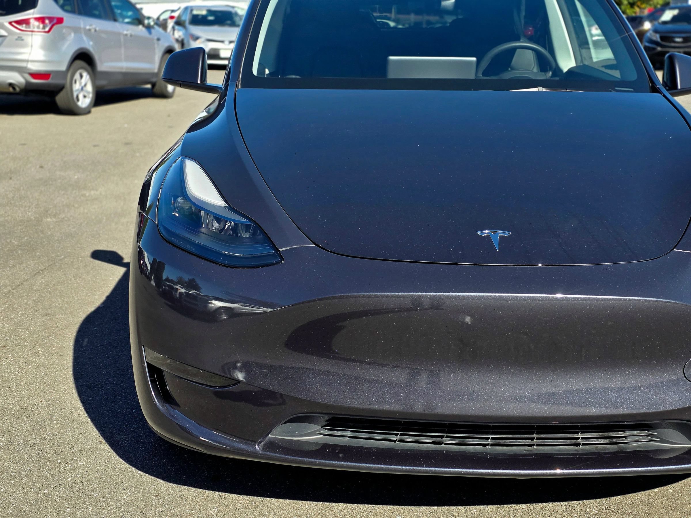 Used 2024 Tesla Model Y Long Range AWD/4WD image 3
