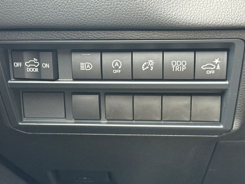 New 2026 Toyota Tundra Limited AWD/4WD image 29