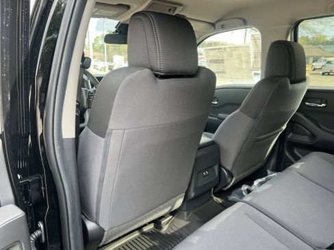 New 2026 Nissan Frontier SV w/ All-Weather Content Package AWD/4WD image 18