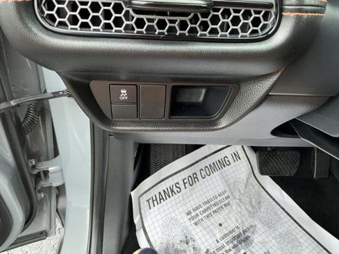 Used 2025 Honda HR-V Sport image 22