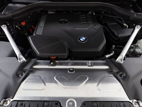 New 2025 BMW X4 xDrive30i w/ Premium Package image 23