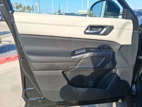 New 2026 Nissan Pathfinder SL AWD/4WD image 24