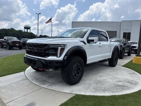 Used 2025 Ford F150 Raptor w/ Equipment Group 803A Raptor R AWD/4WD image 3