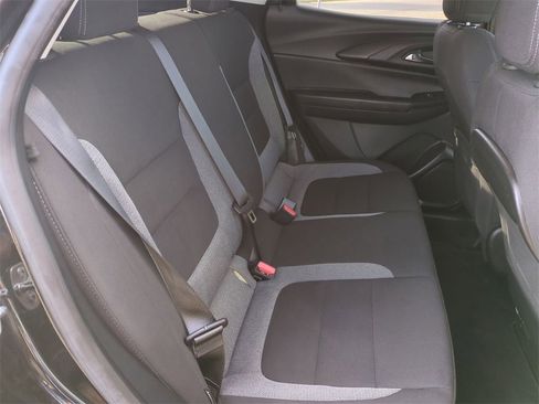 Used 2024 Chevrolet TrailBlazer LT w/ Driver Confidence Package image 25