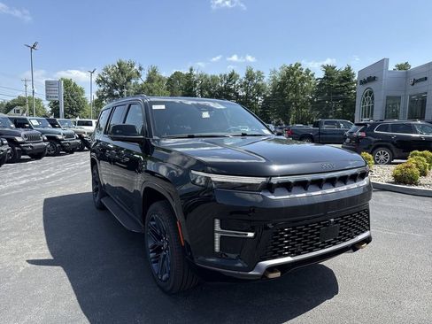 New 2026 Jeep Grand Wagoneer 4WD image 15
