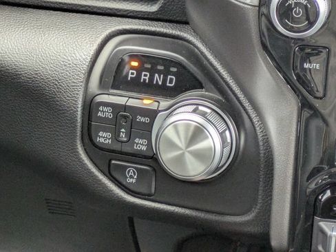 Used 2021 RAM 1500 Laramie AWD/4WD image 19