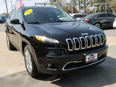 Used 2015 Jeep Cherokee Limited image 4