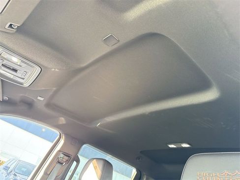 Used 2024 Chevrolet Silverado 3500 High Country w/ Technology Package image 22