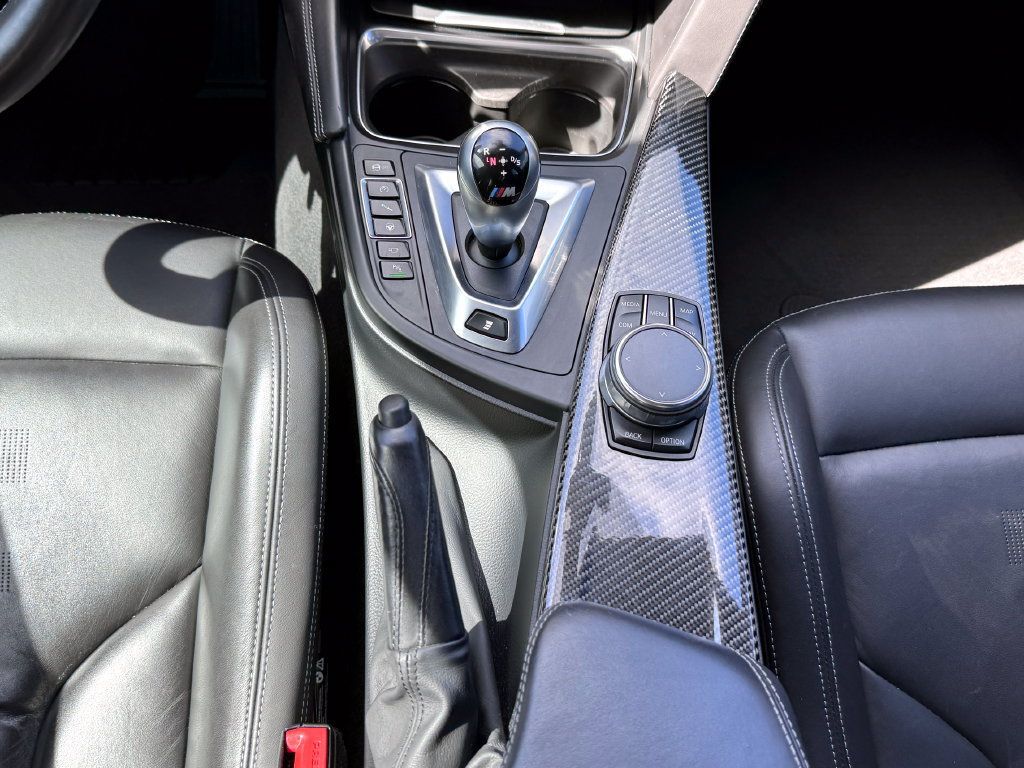 Used 2018 BMW M3 RWD image 31