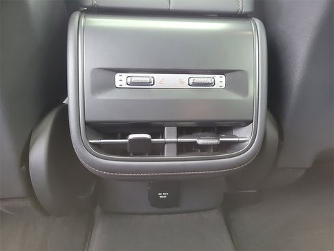 Certified 2024 Lincoln Nautilus Premier w/ Equipment Group 102A image 13