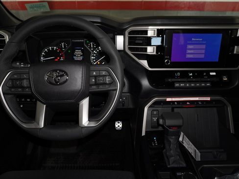 New 2026 Toyota Tundra SR5 image 7