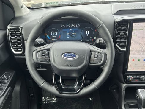 New 2025 Ford Ranger Lariat w/ FX4 Off-Road Package image 16
