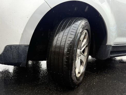 Used 2012 Ford Edge SE image 31