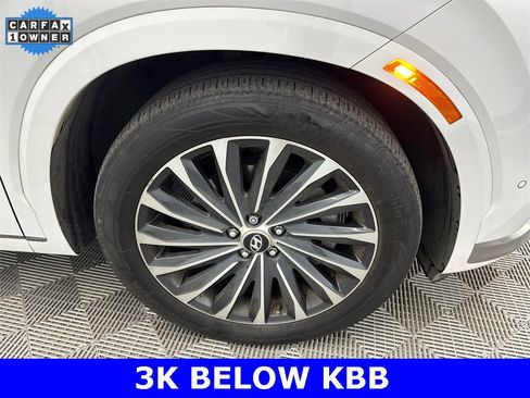 Used 2023 Hyundai Palisade Calligraphy image 14