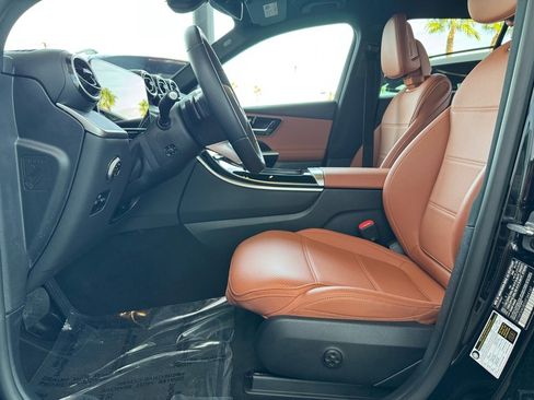 Certified 2025 Mercedes-Benz GLC 300 GLC 300 image 13