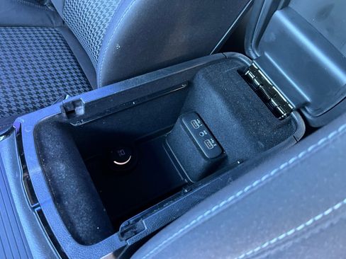 Used 2020 Dodge Charger GT w/ Driver Convenience Group image 15