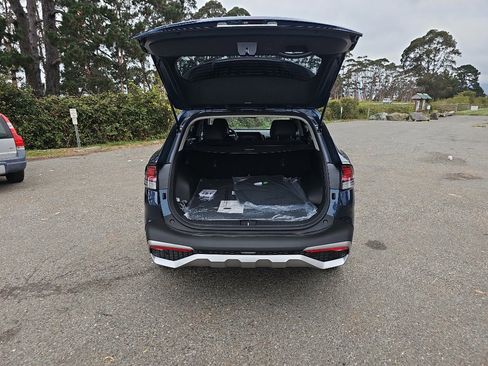 New 2025 Kia Sportage EX image 5