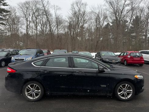 Used 2016 Ford Fusion Energi Titanium image 4
