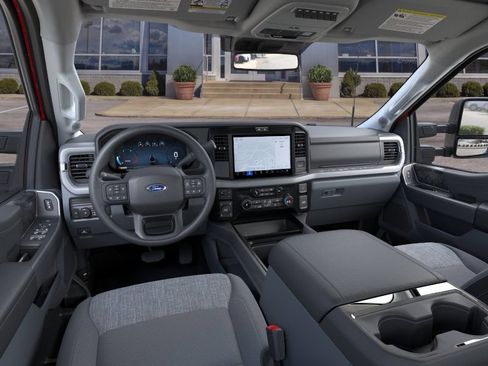New 2026 Ford F250 XLT w/ XLT Premium Package AWD/4WD image 9