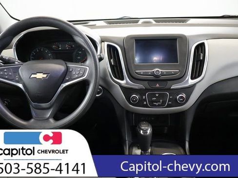 Used 2020 Chevrolet Equinox LS AWD/4WD image 13