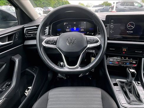 Used 2025 Volkswagen Jetta S FWD image 5