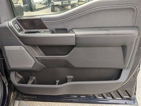 New 2025 Ford F250 Lariat w/ Lariat Ultimate Package image 37