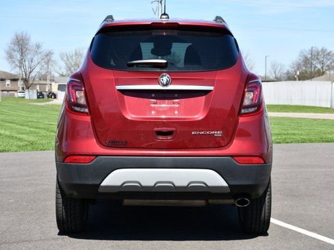 Used 2021 Buick Encore Preferred image 6