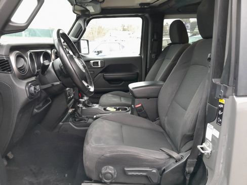Used 2020 Jeep Wrangler Sport S image 12