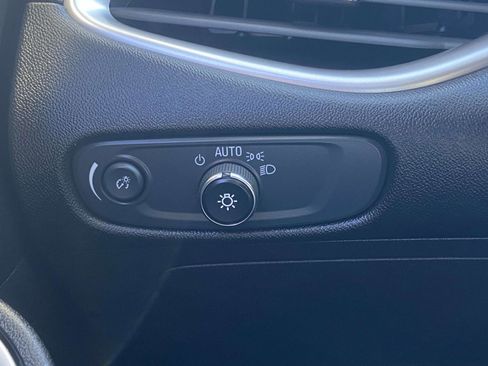 Used 2025 Chevrolet Malibu LT image 21