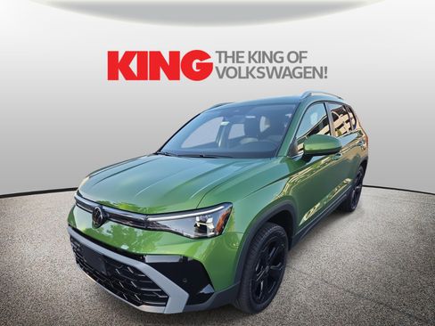 New 2025 Volkswagen Taos SEL image 3