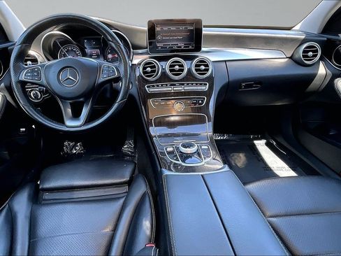 Used 2018 Mercedes-Benz C 300 4MATIC Sedan image 19