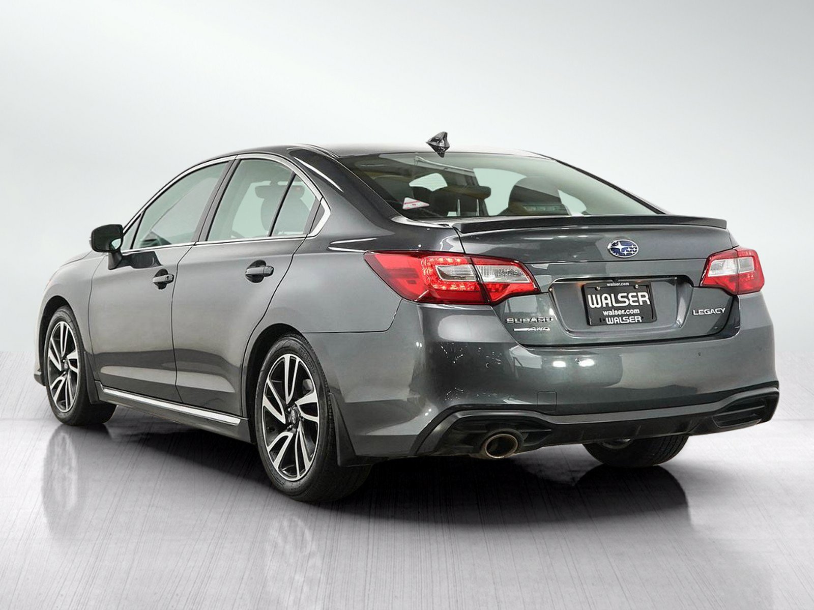 Used 2019 Subaru Legacy 2.5i Sport AWD/4WD image 3