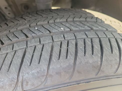 Certified 2024 Toyota Highlander XSE image 37