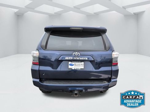 Used 2022 Toyota 4Runner SR5 Premium w/ Moonroof Package AWD/4WD image 6
