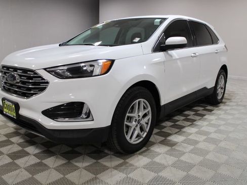 Used 2022 Ford Edge SEL image 6