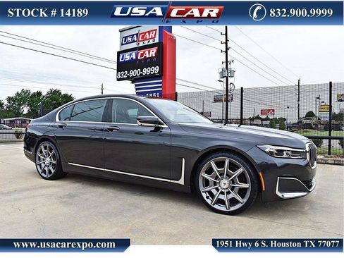 Used 2022 BMW 740i RWD image 1