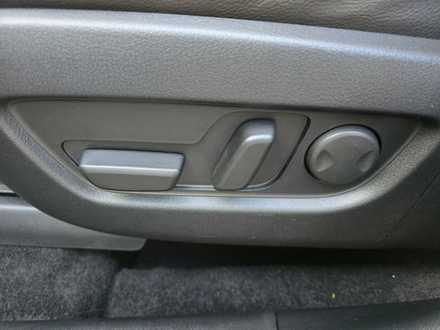 Used 2025 MAZDA CX-70 3.3 Turbo w/ Preferred Package image 24