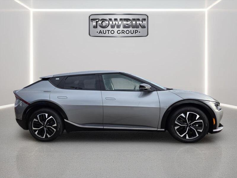 Certified 2023 Kia EV6 Wind RWD image 3