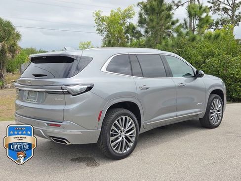 New 2026 Buick Enclave Avenir w/ Super Cruise Package FWD image 4