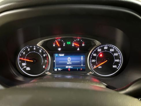 Used 2023 GMC Acadia SLE w/ Driver Convenience Package image 16